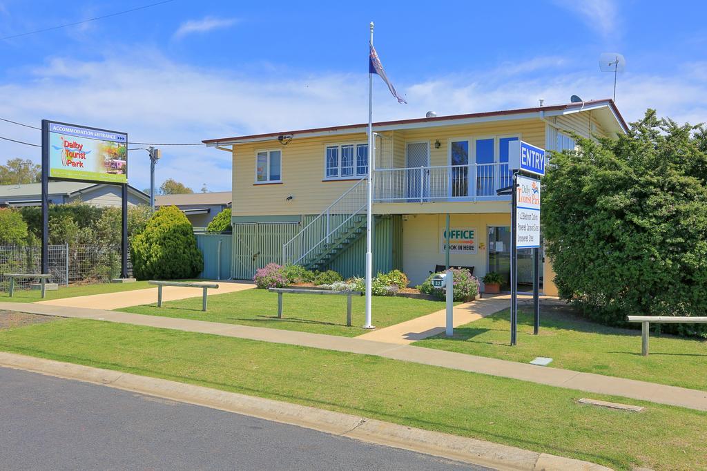 Dalby Tourist Park Hotel ภายนอก รูปภาพ